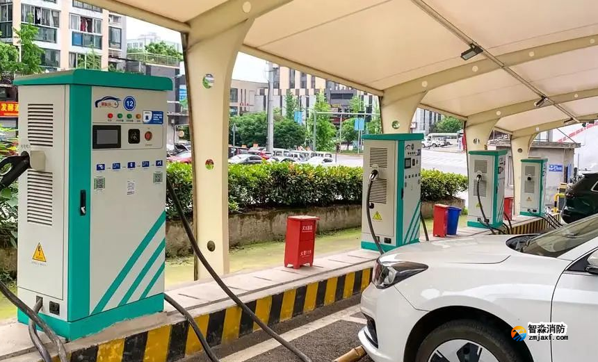 電動(dòng)汽車(chē)充電樁與民用建筑之間的安全距離：為何重要？如何規(guī)范？